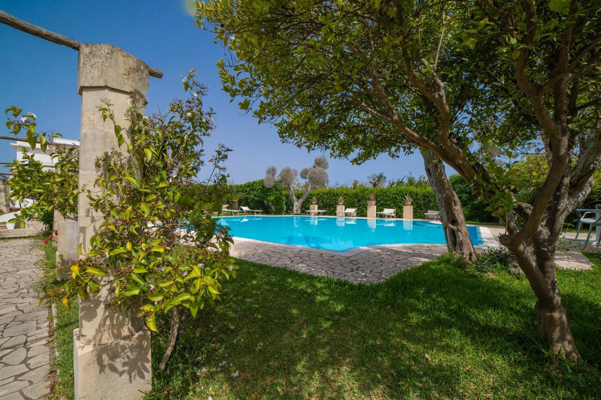Villa Lisa Garden And Pool - Happy Rentals Melendugno Exterior foto